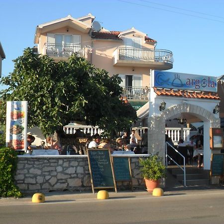 Apartments & Room Marina View 沃迪切 外观 照片