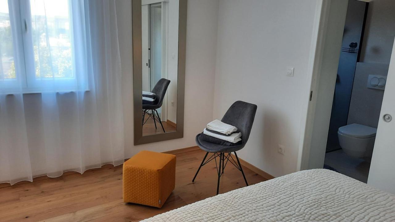 Apartments & Room Marina View 沃迪切 外观 照片