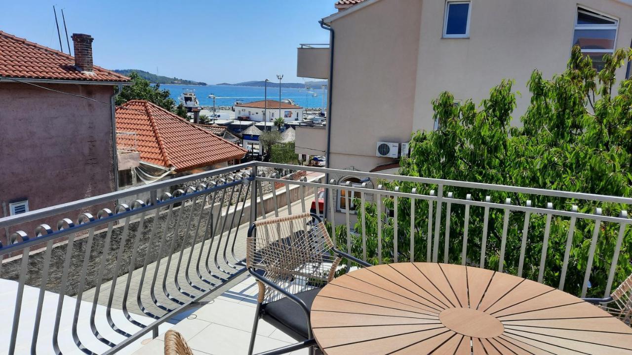 Apartments & Room Marina View 沃迪切 外观 照片