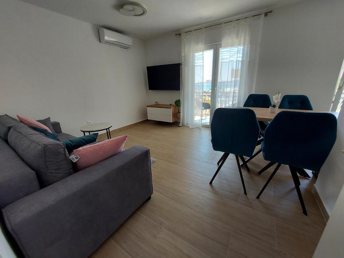 Apartments & Room Marina View 沃迪切 外观 照片