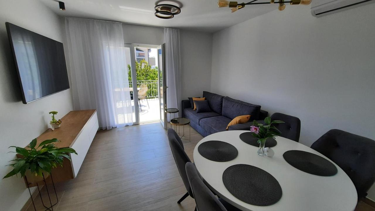 Apartments & Room Marina View 沃迪切 外观 照片