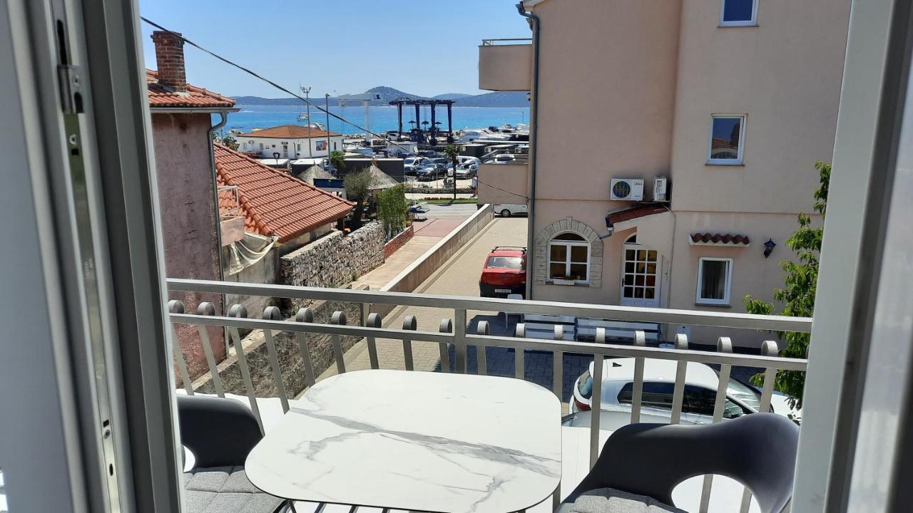 Apartments & Room Marina View 沃迪切 外观 照片