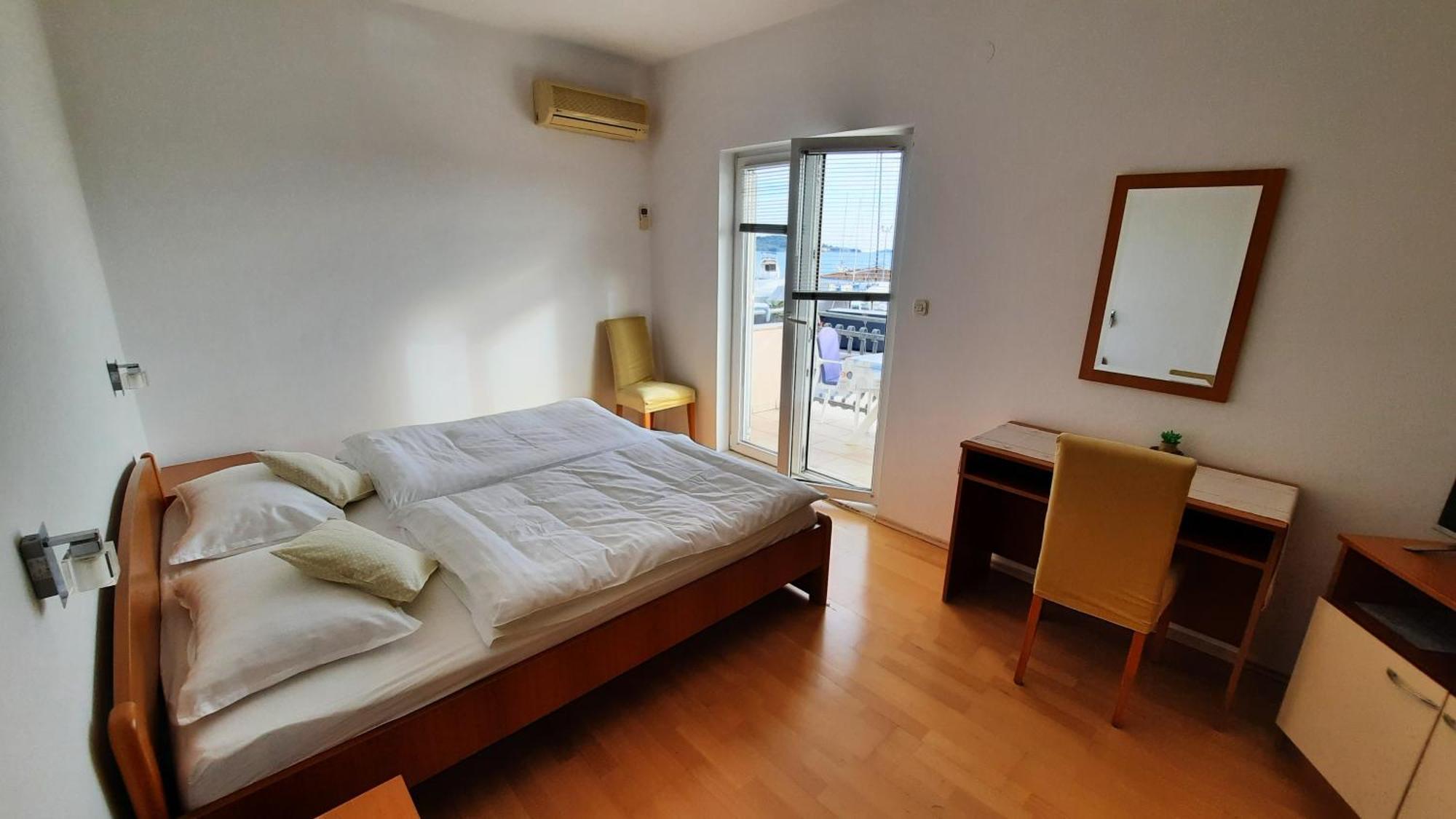 Apartments & Room Marina View 沃迪切 外观 照片