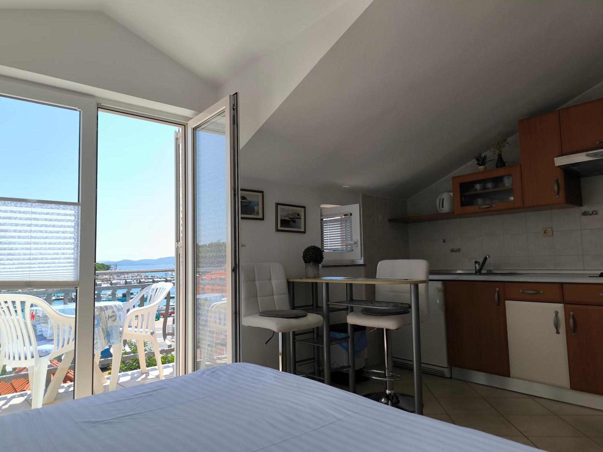 Apartments & Room Marina View 沃迪切 外观 照片