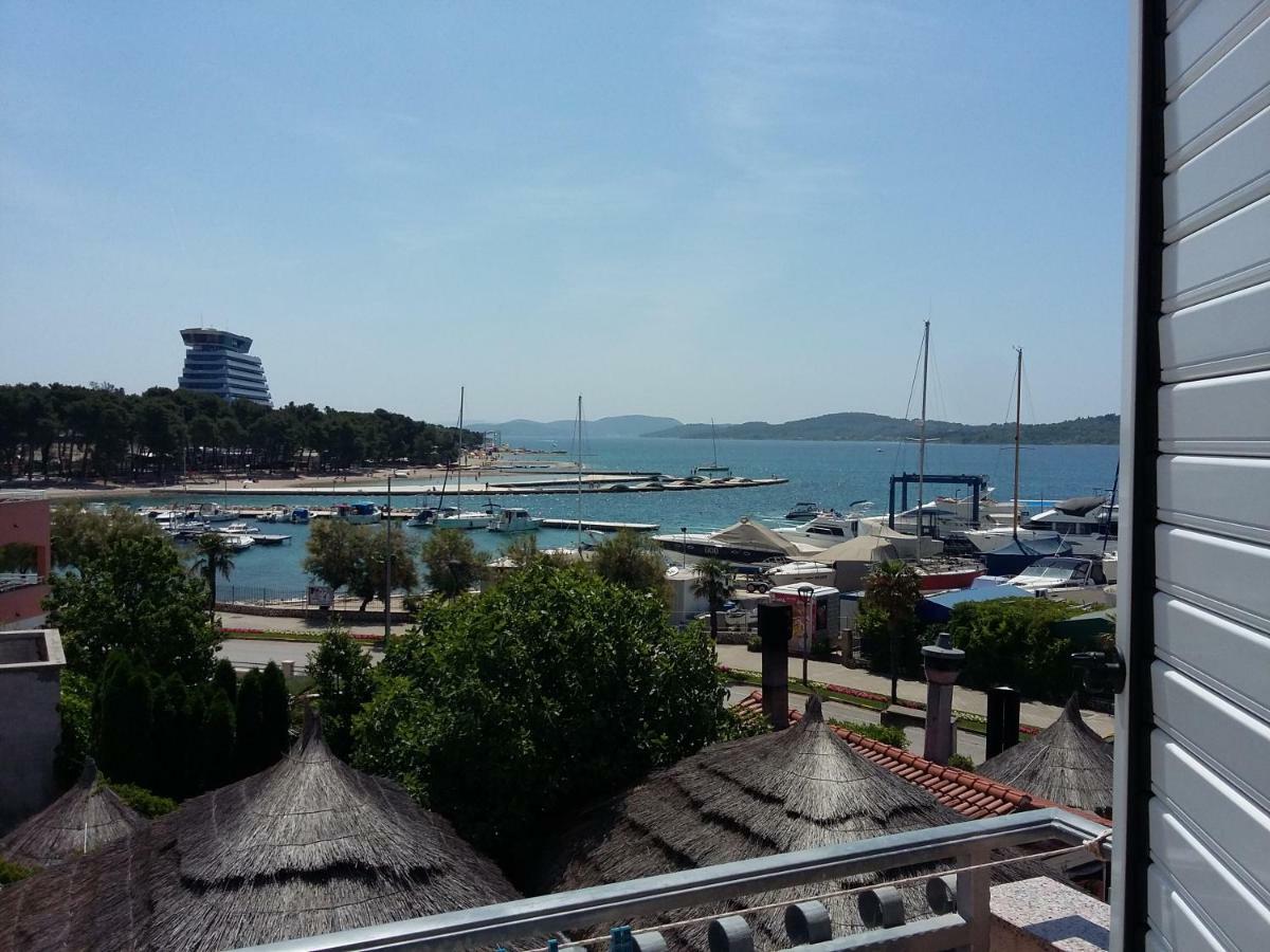 Apartments & Room Marina View 沃迪切 外观 照片